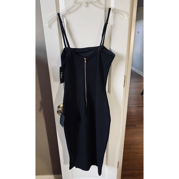 Lulu's Strappy‎ Bodycon Black Dress Size Small NWT - Picture 2 of 5